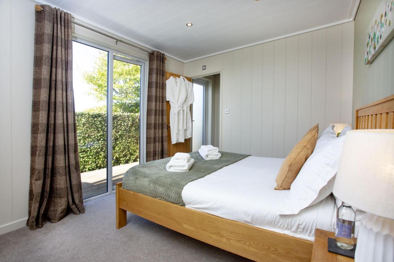Whileaway Lodge, Strawberryfield Park チェダー エクステリア 写真